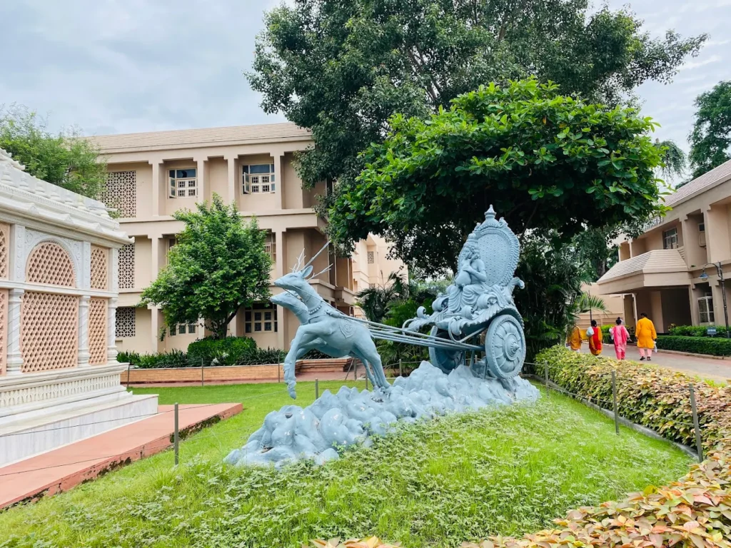 shree-gajanan-maharaj-omkareshwar.jpg